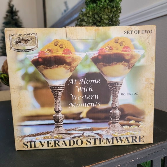 Western Moments Other - Western Moments Silverado Steamware Set